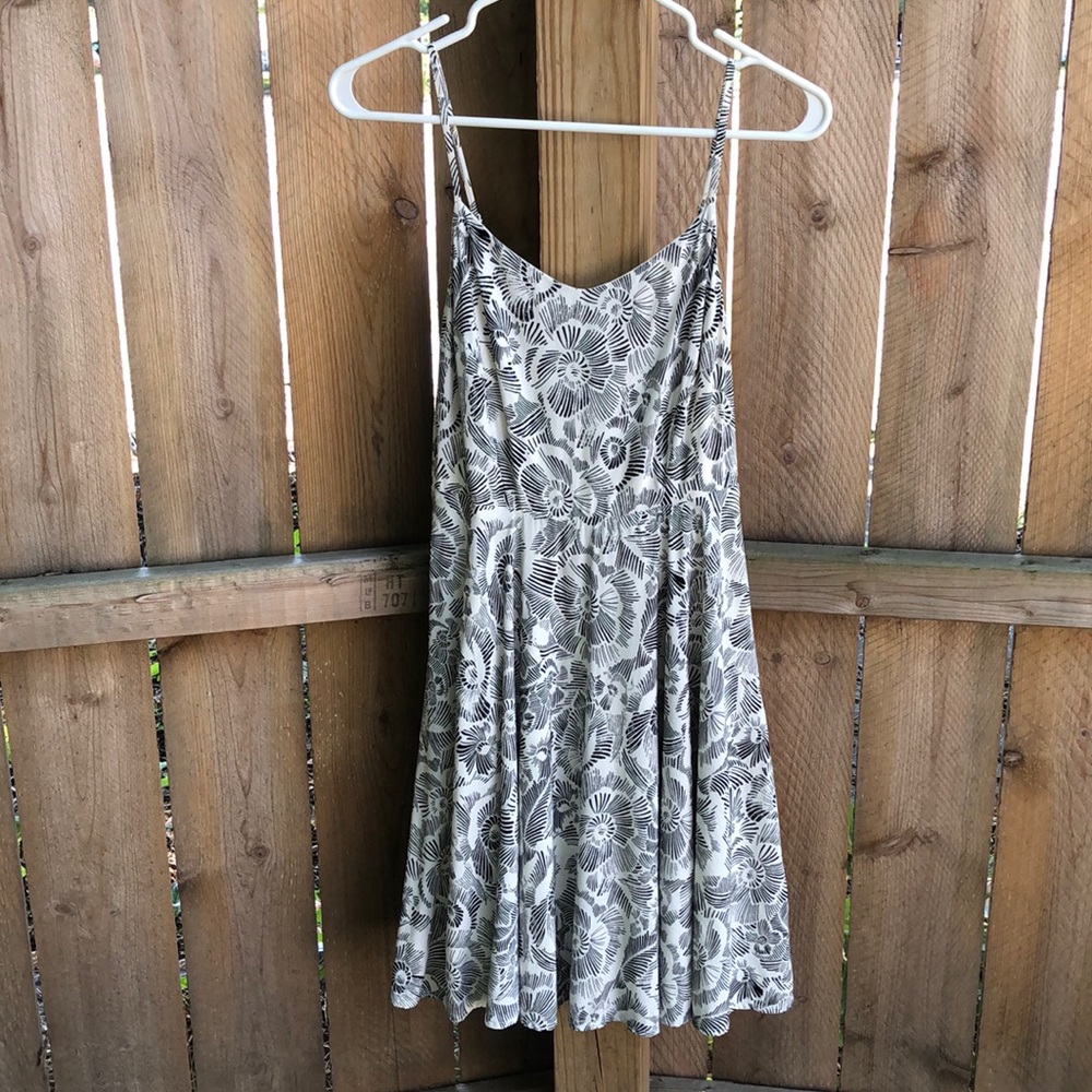 Old Navy Floral Fit & Flare Dress